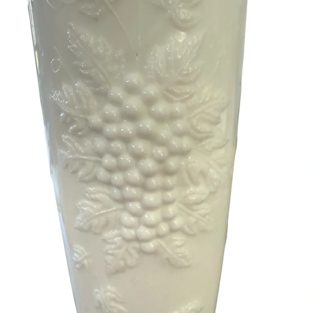 Beautiful Vintage Milk Glass Vase with Grape Design